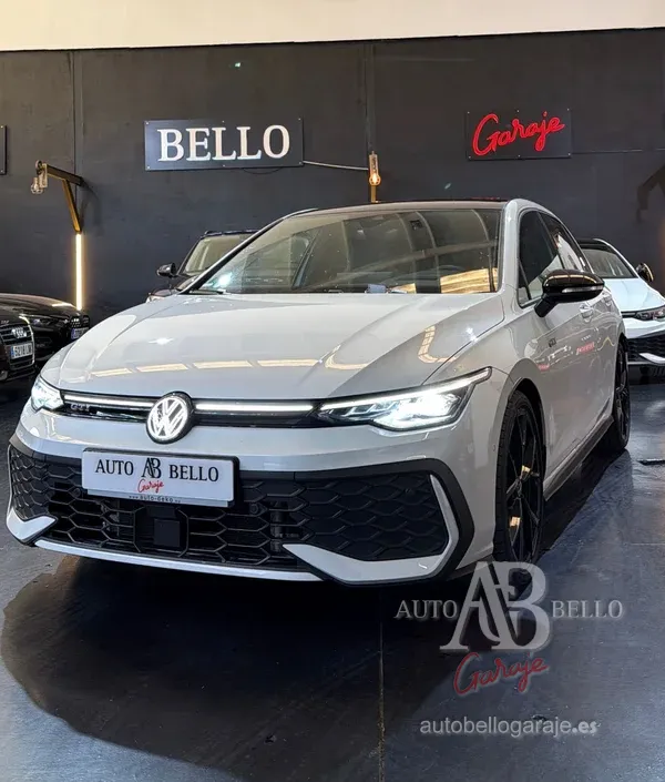 Volkswagen Golf 2024